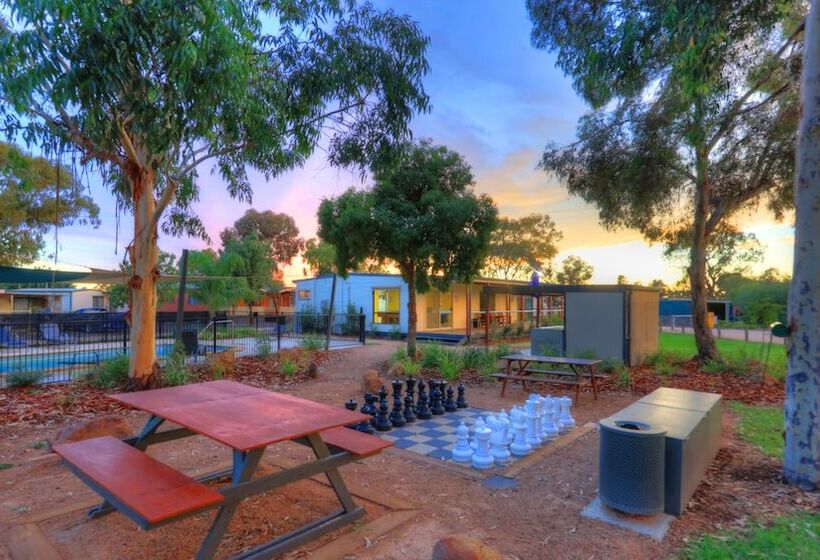 Yarrawonga Riverlands Tourist Park