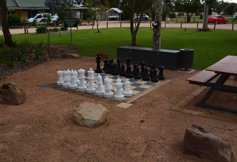 Yarrawonga Riverlands Tourist Park