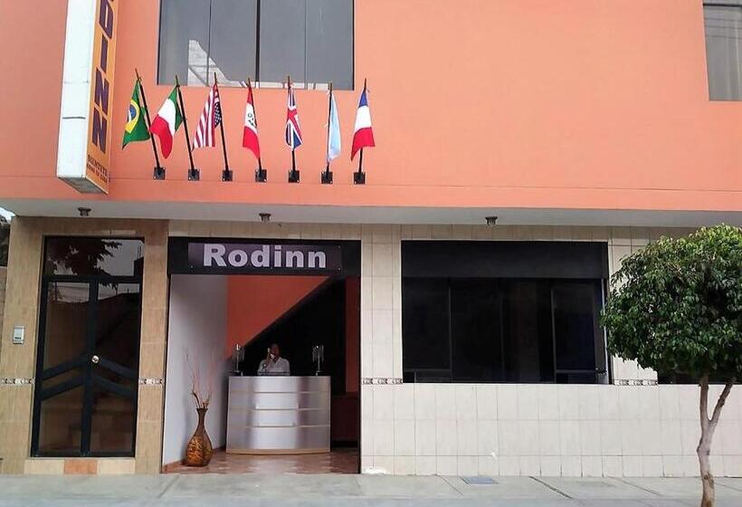 فندق صغير Hostal Rodinn