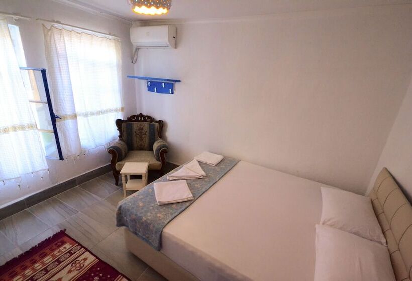 Ayvalik Moda Pansiyon