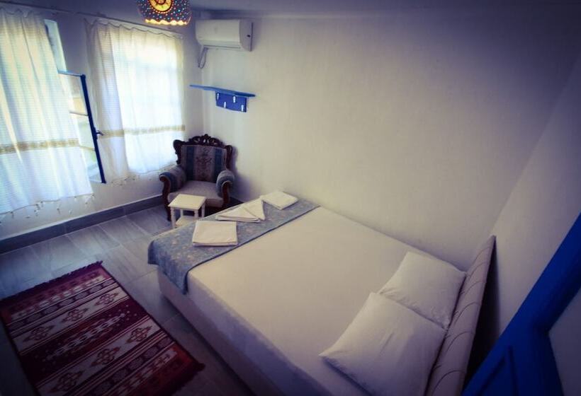 Ayvalik Moda Pansiyon