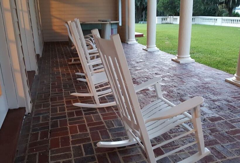 مبيت وإفطار Capernaum Lakeside Lodge