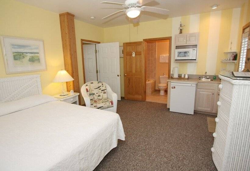 Bed and Breakfast Courtyard Villas On Silver Lake Harbor