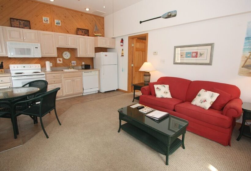 Bed and Breakfast Courtyard Villas On Silver Lake Harbor