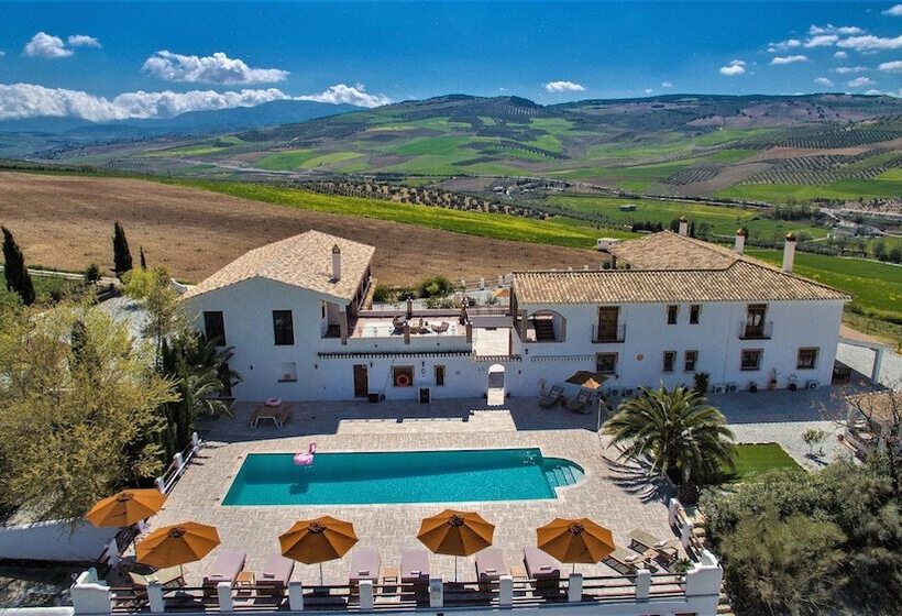 تختخواب و صبحانه El Amparo