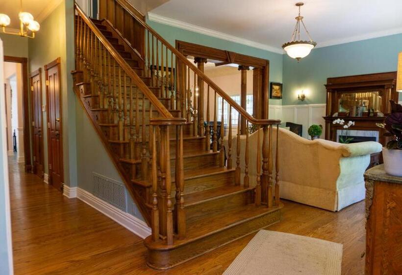 مبيت وإفطار Inn At Rose Hall