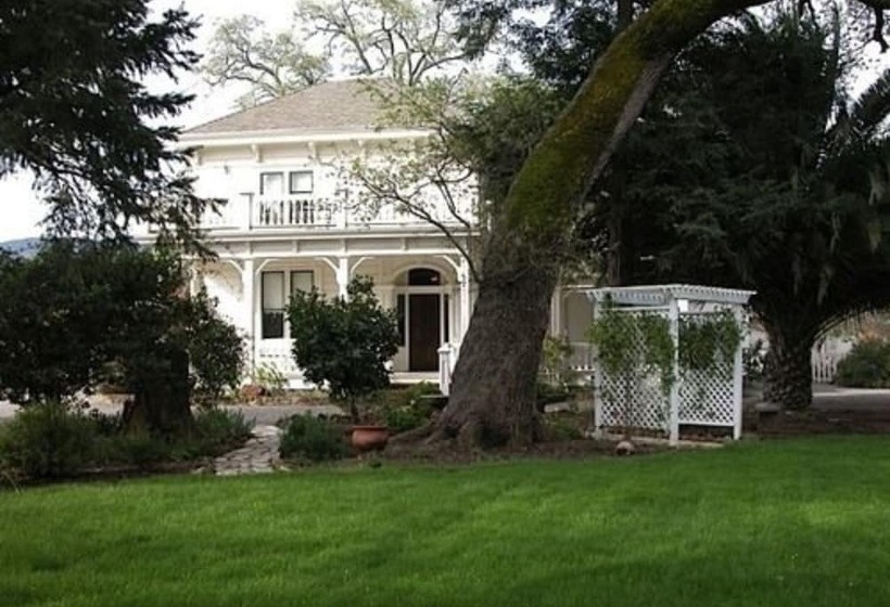 ベッドアンドブレックファースト Inn At Salvestrin