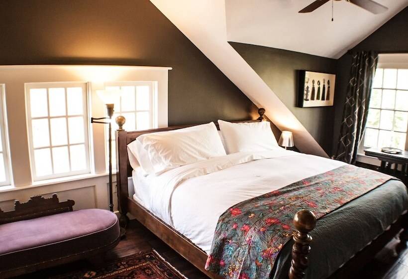 Bed and Breakfast Judson Heath Colonial Inn