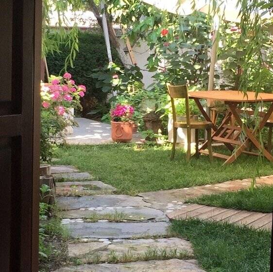 Bed and Breakfast Konak Lapeistra