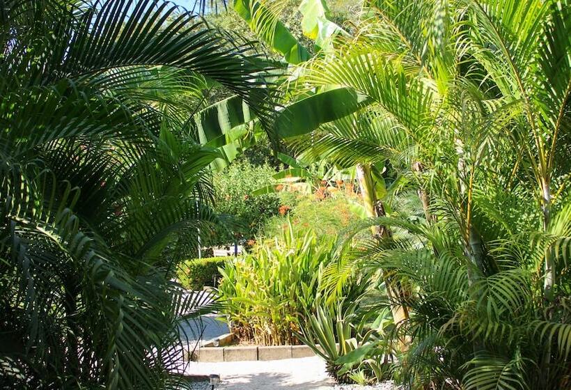 ベッドアンドブレックファースト Tee K Lodge