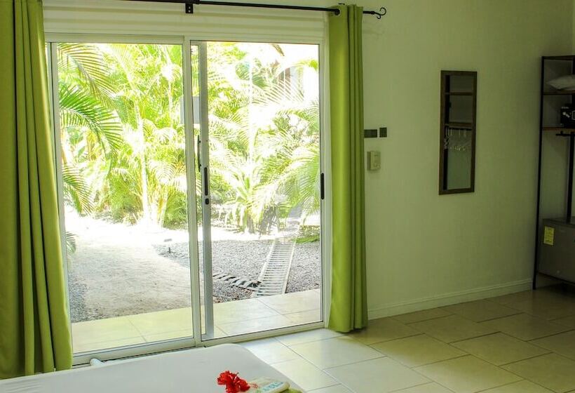 ベッドアンドブレックファースト Tee K Lodge