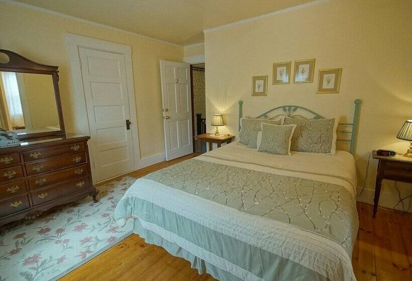 住宿加早餐  Tuckernuck Inn