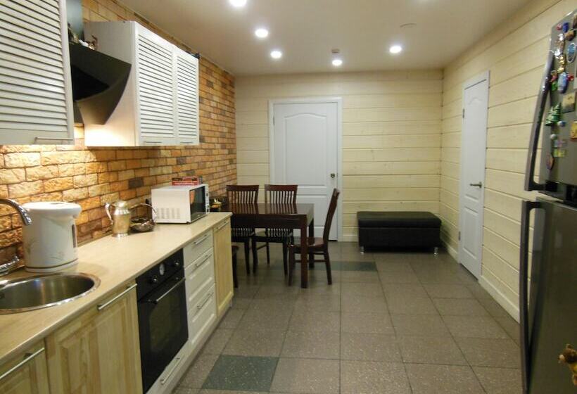 Bed & Breakfast Kamchatka Wild Tours