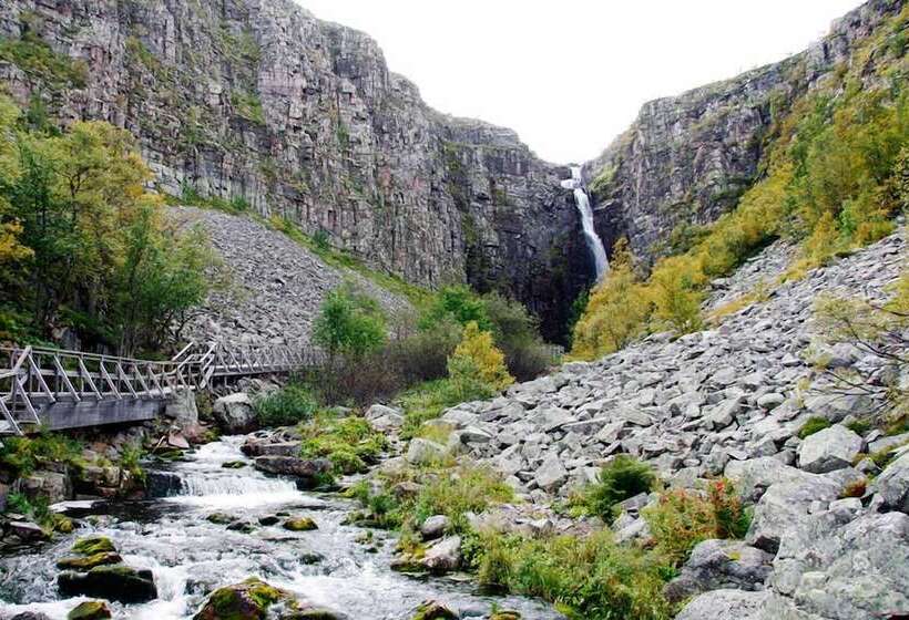 Byvägen 30 Bed & Breakfast