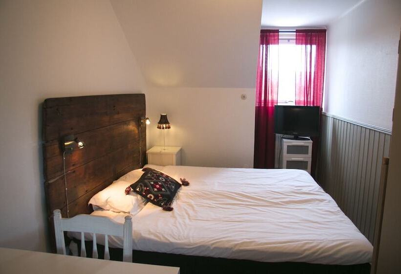 Byvägen 30 Bed & Breakfast