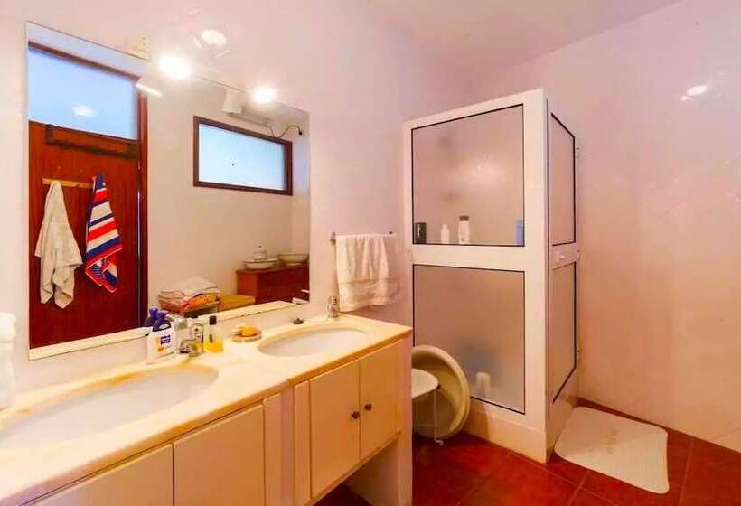 Confortable Countryside House