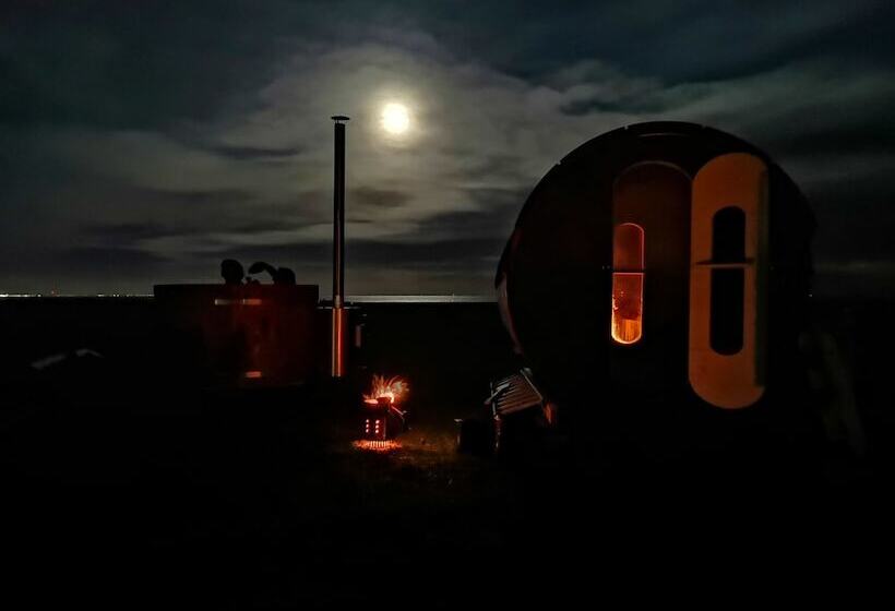 Drivethru Bed & Breakfast Hvide Sande