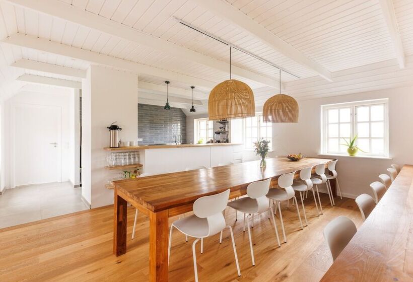 Drivethru Bed & Breakfast Hvide Sande