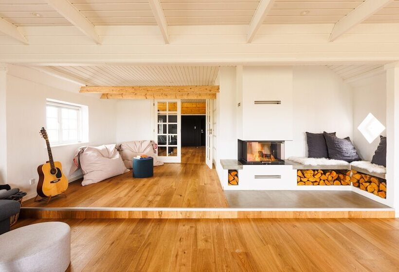 Drivethru Bed & Breakfast Hvide Sande