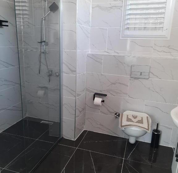 Ephesian Hotel & Guesthouse