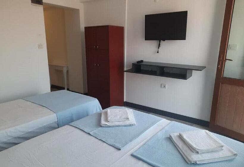 Ephesian Hotel & Guesthouse