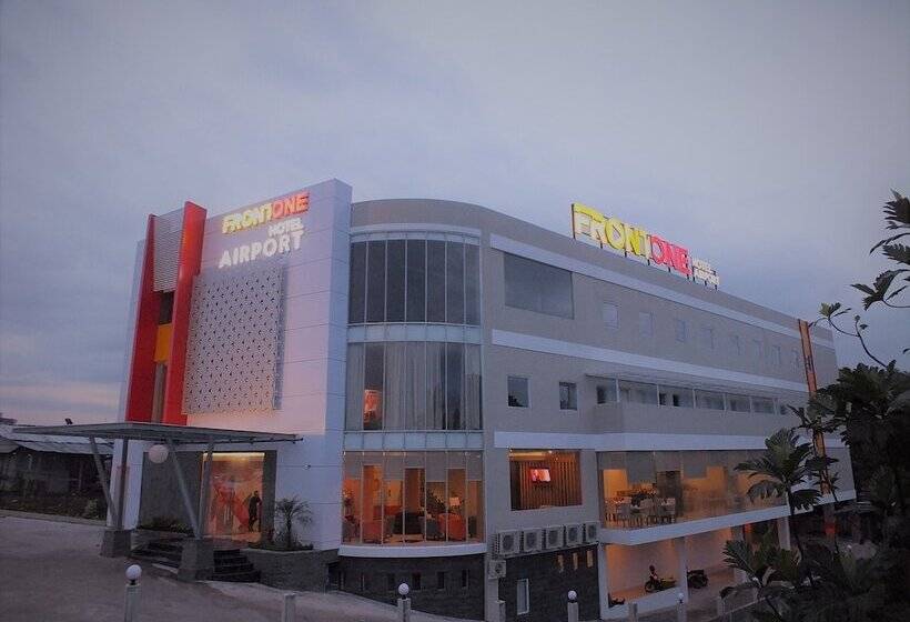 Front One Hotel Airport Solo