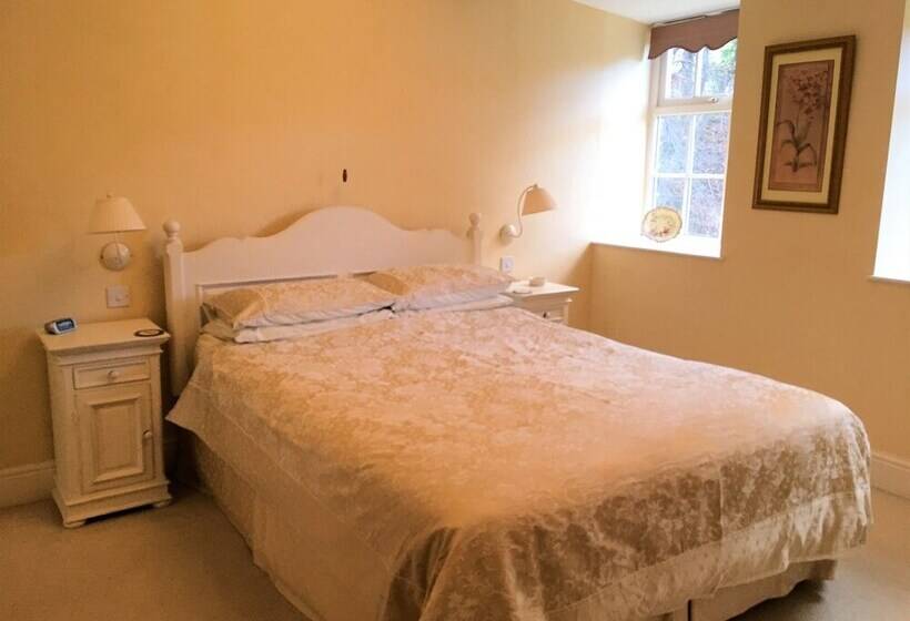 Hewenden Mill Holiday Homes