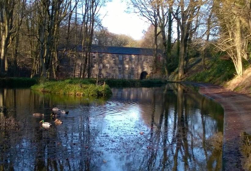 Hewenden Mill Holiday Homes