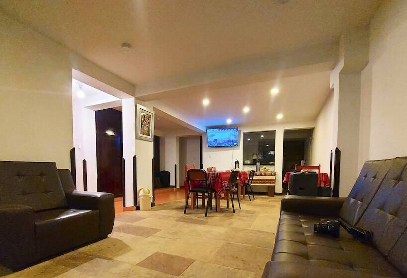 فندق فئة نجمة واحدة Apu Wasi