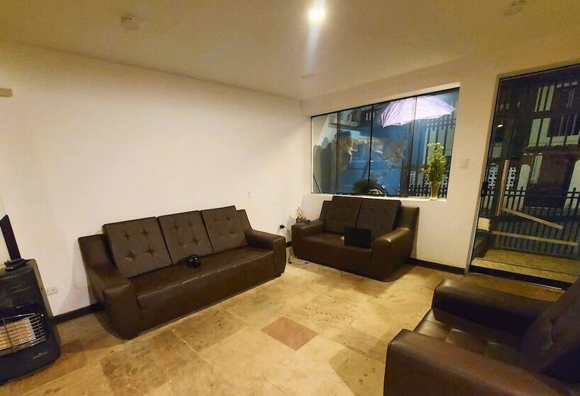 فندق فئة نجمة واحدة Apu Wasi