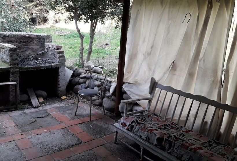 Hostal Cruceral Pirque