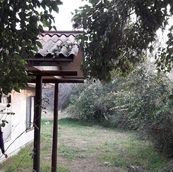 Hostal Cruceral Pirque