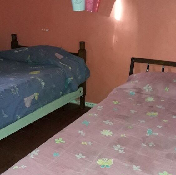 Hostal Cruceral Pirque