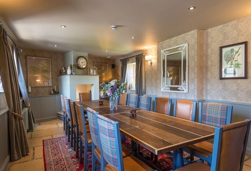 פונדק The Lion Wendlebury