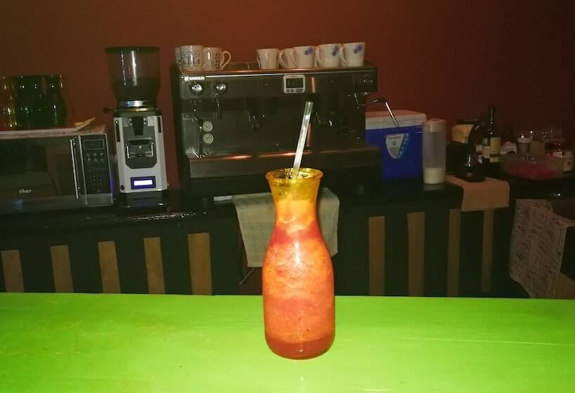 مسافرخانه Vinostal