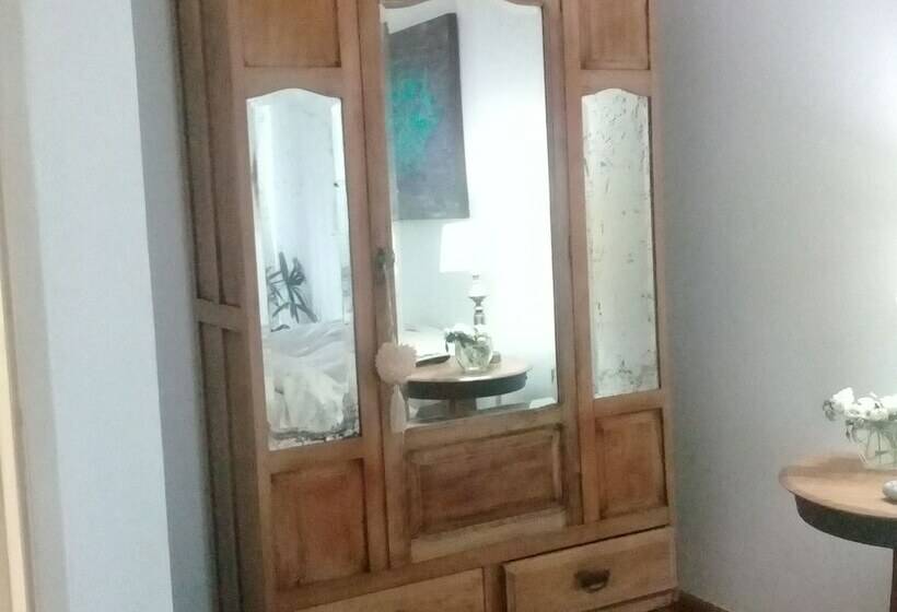 هتل Apartamento Entre Viñedos