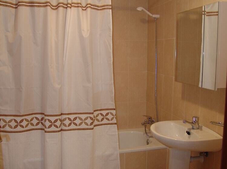 هتل Apartamento Golf Rioja Alta