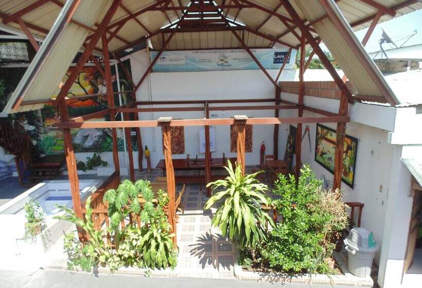 هتل Ayahuasca Amazonas