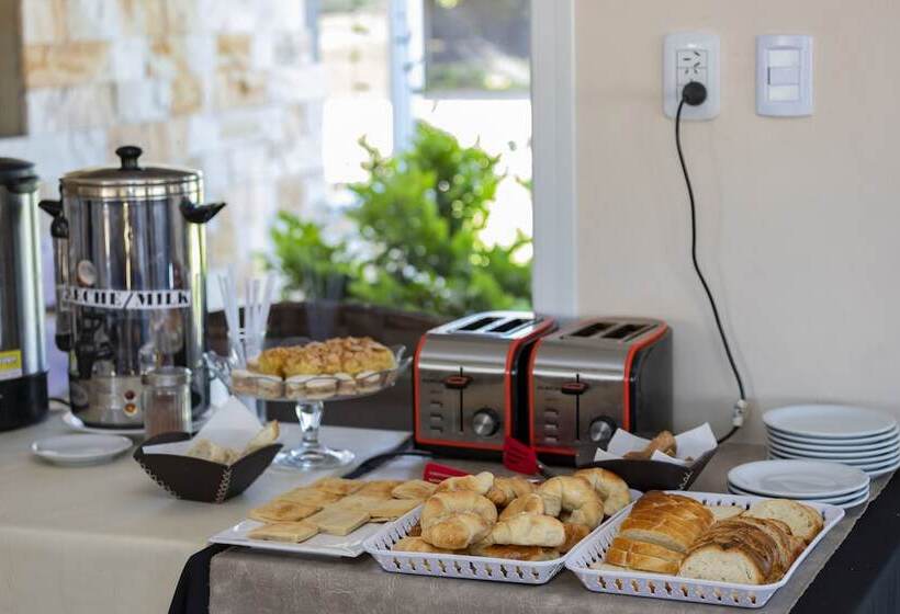 هتل Azalea Luxury Lodge