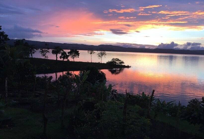 호텔 Bluebay Bugenvil Lake Lodge