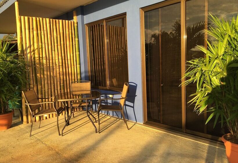 호텔 Bluebay Bugenvil Lake Lodge