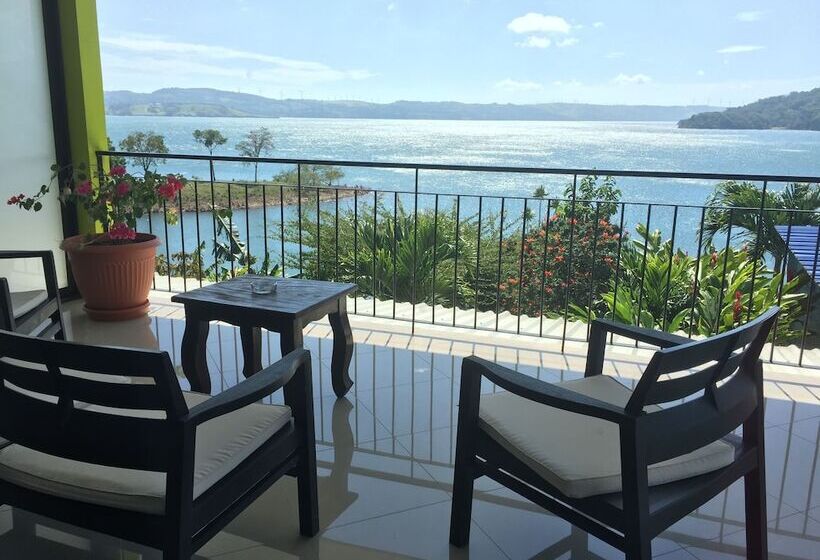 호텔 Bluebay Bugenvil Lake Lodge