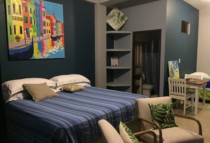 호텔 Bluebay Bugenvil Lake Lodge