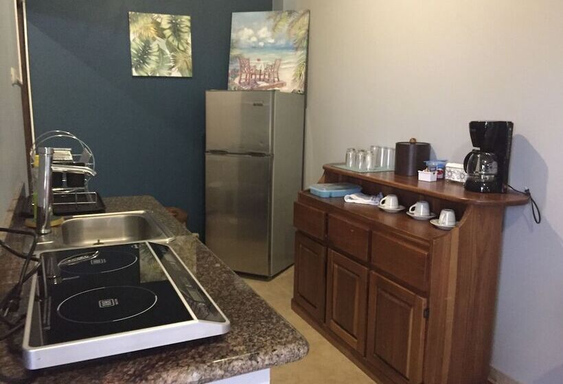 호텔 Bluebay Bugenvil Lake Lodge