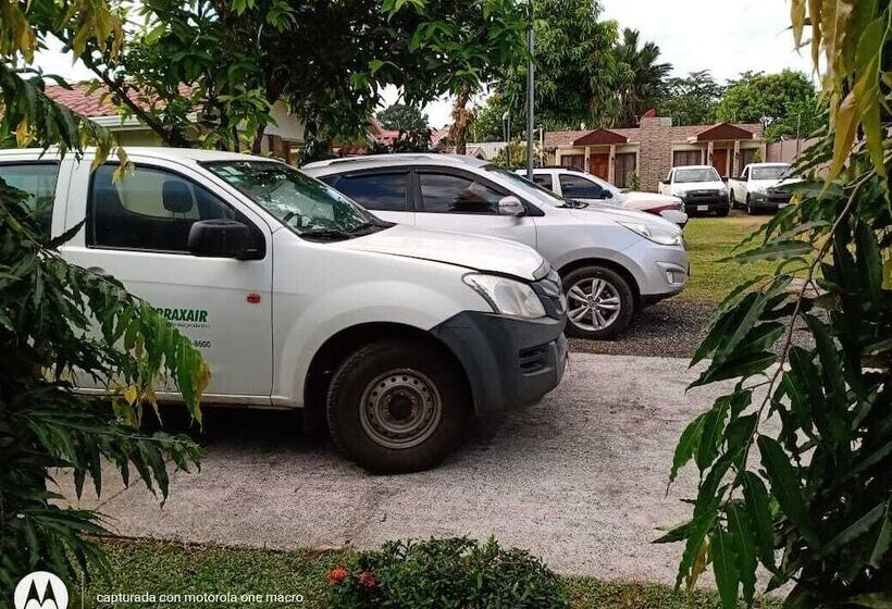 בית מלון כפרי Boutique Malibu Los Sueños