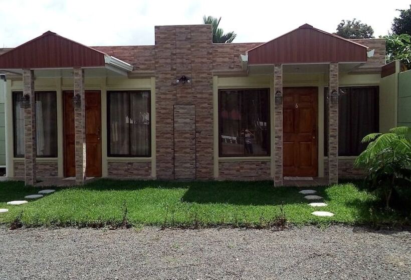 בית מלון כפרי Boutique Malibu Los Sueños