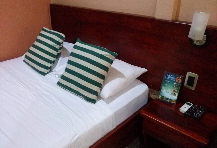 בית מלון כפרי Boutique Malibu Los Sueños