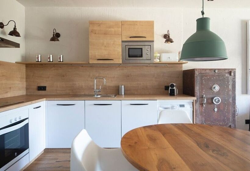 هتل Bypillow Cap Sa Sal