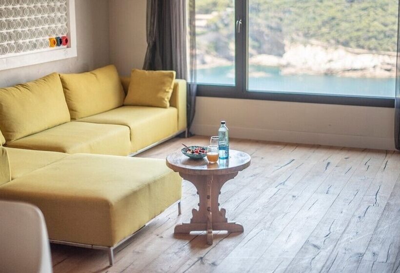 هتل Bypillow Cap Sa Sal