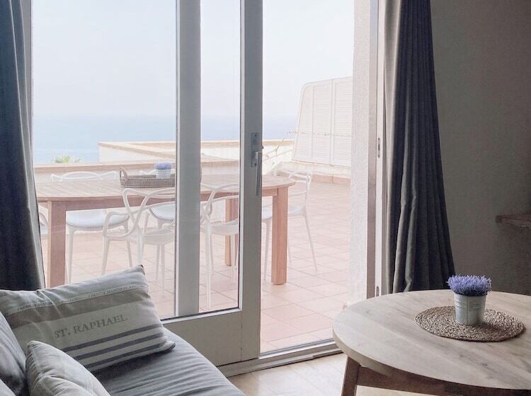 هتل Bypillow Cap Sa Sal